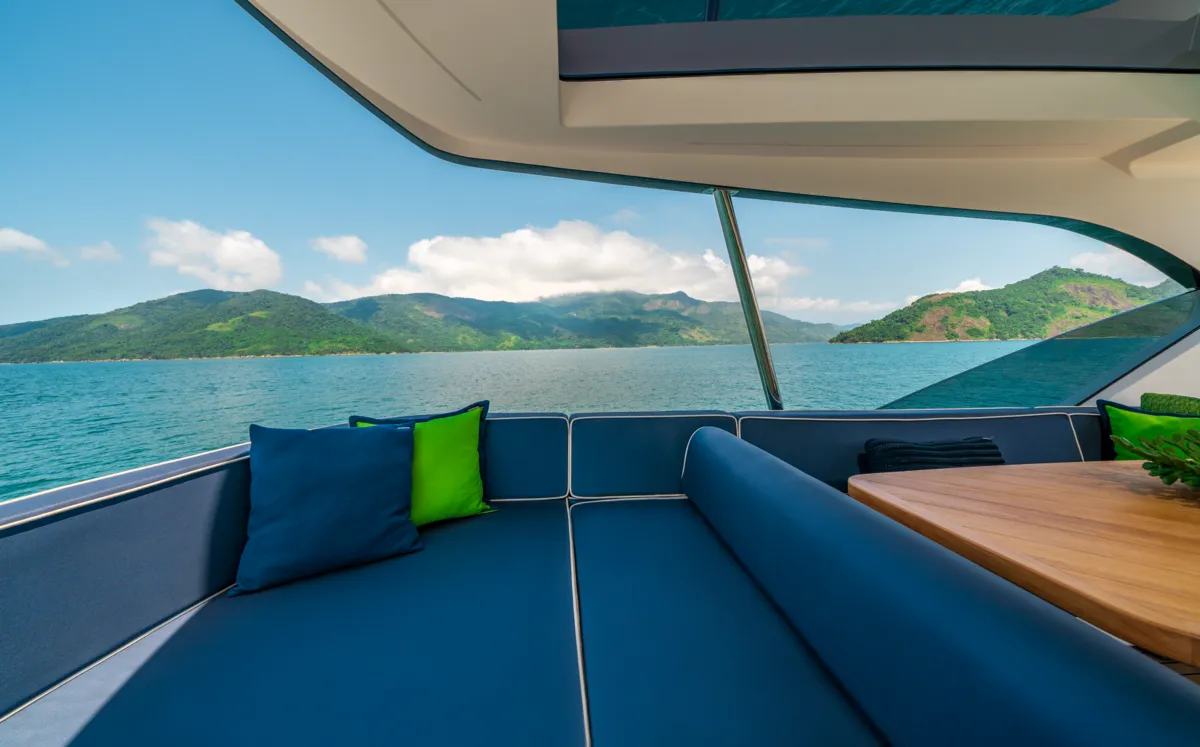 Intermarine 70 — Flybridge (5 de 6)