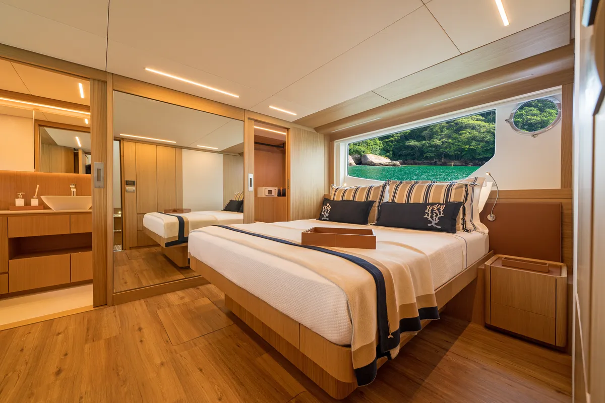 Intermarine 70 — Suítes (1 de 8)