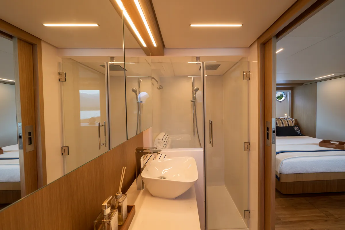 Intermarine 70 — Suítes (5 de 8)